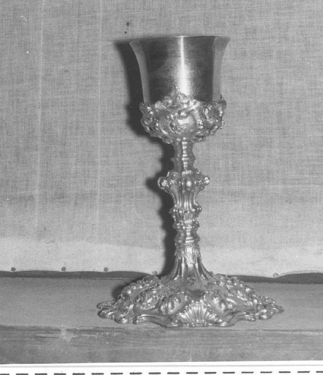 calice, opera isolata - bottega lombarda (sec. XVIII)