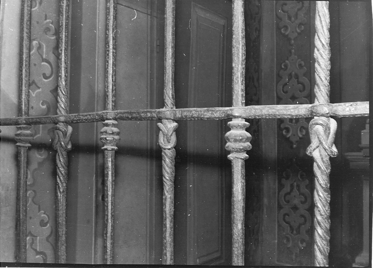 cancellata di cappella, opera isolata - bottega lombarda (sec. XVI)