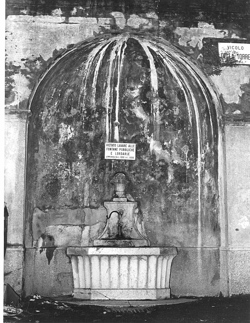 fontana, opera isolata - ambito lombardo (sec. XIX)