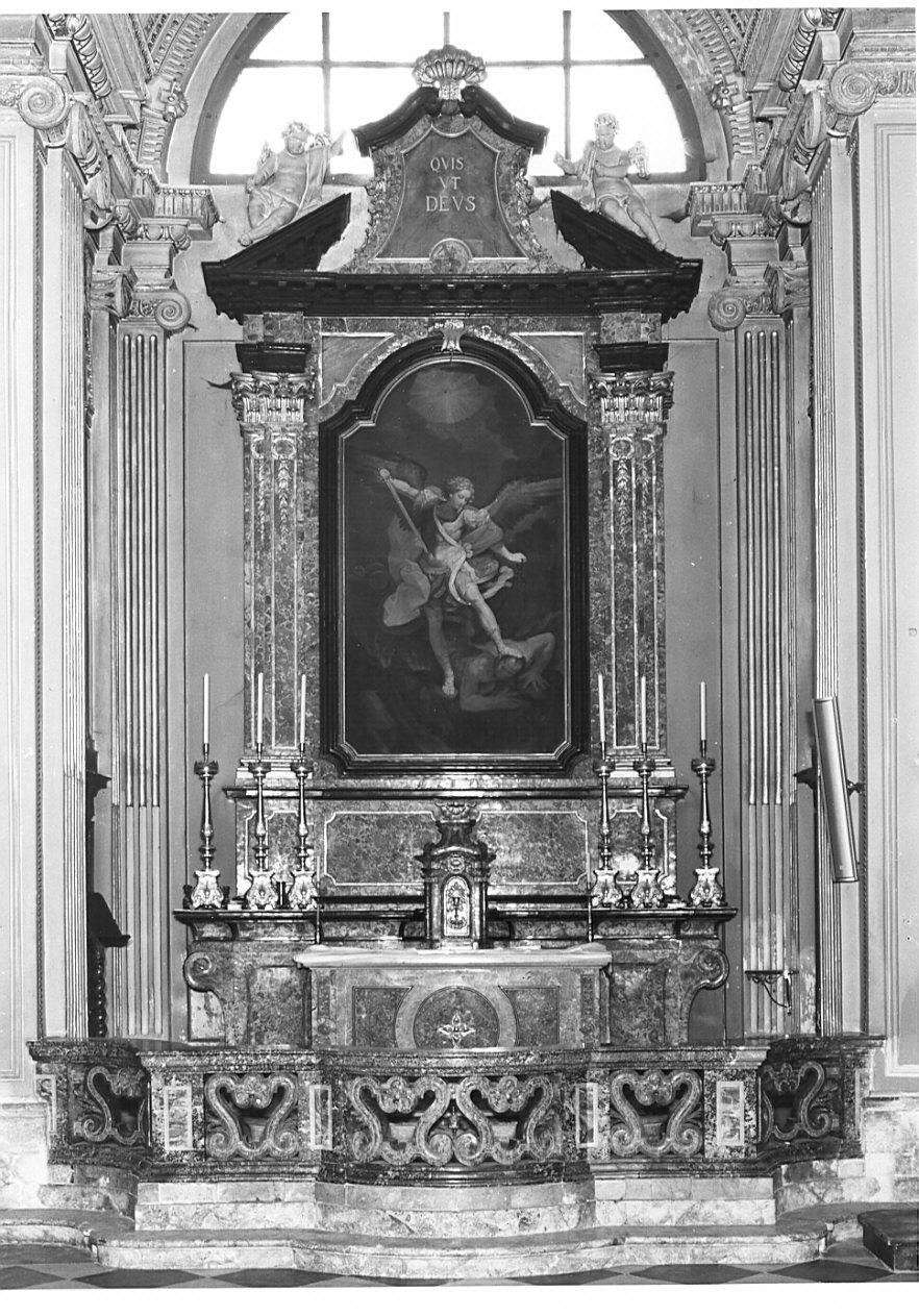 altare, complesso decorativo di Albuzio Stefano - bottega lombarda (sec. XVIII, sec. XX)
