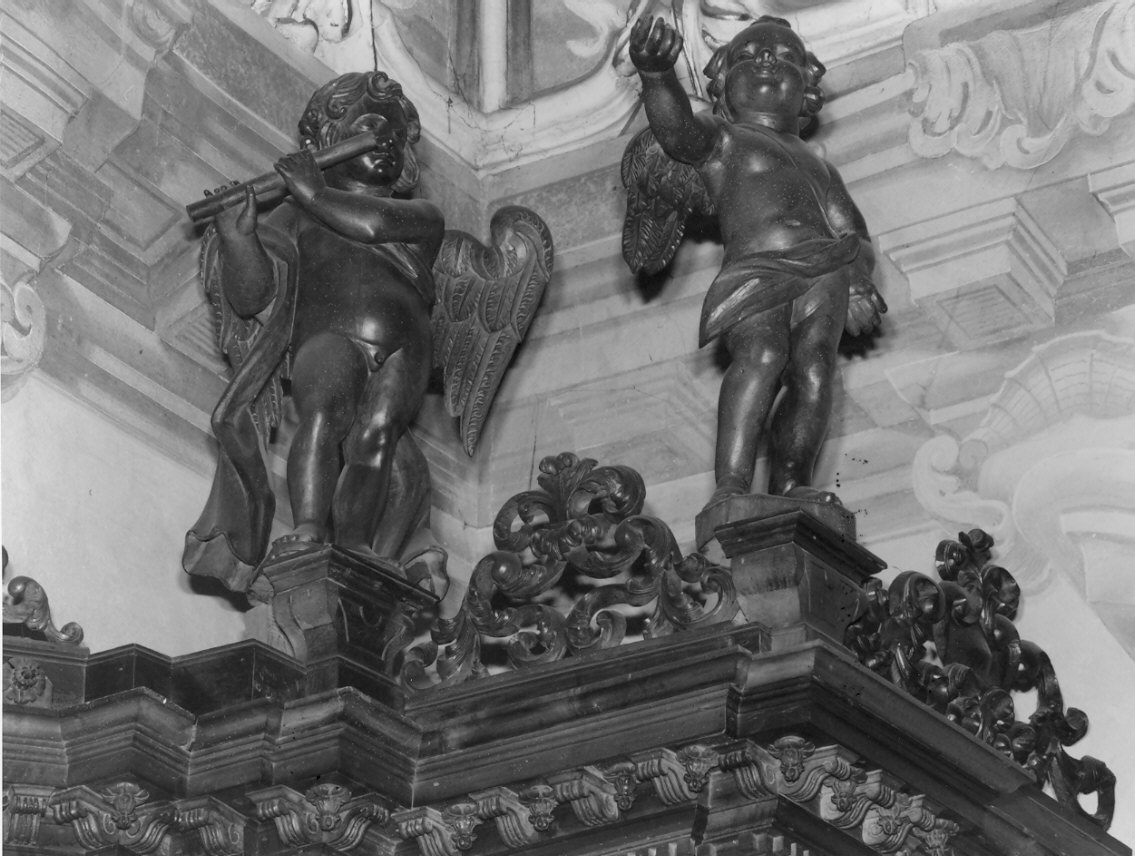 angeli musicanti (statua, coppia) di Carminati Giacomo (sec. XVIII)