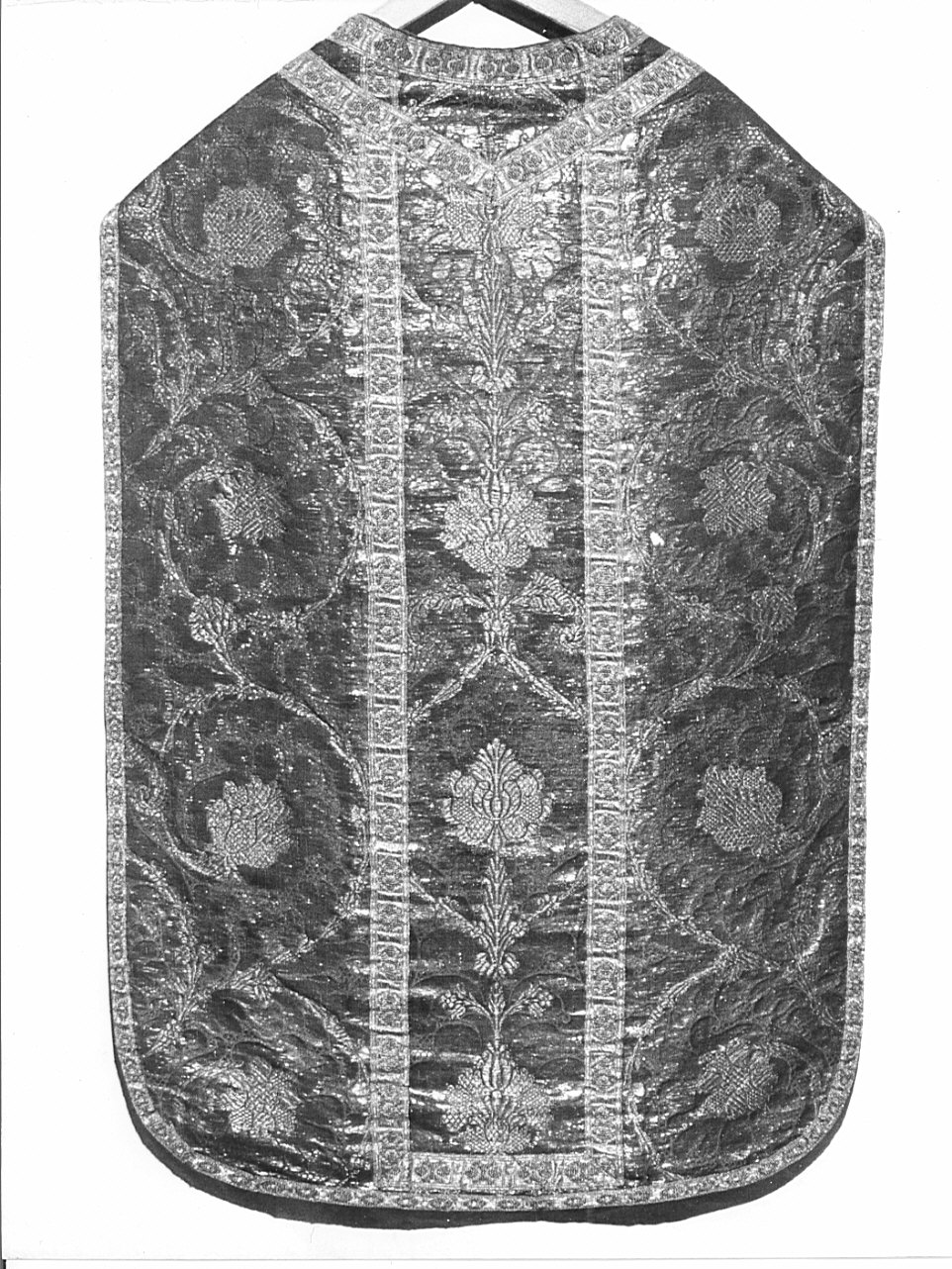 paramento liturgico, insieme - manifattura lombarda (fine/inizio secc. XVII/ XVIII)