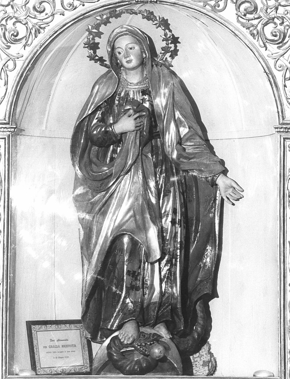 Madonna Immacolata (statua, elemento d'insieme) di Piccini Giovanni (attribuito) (fine/inizio secc. XVII/ XVIII)