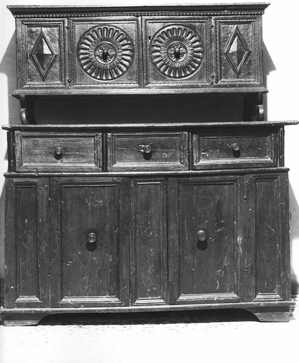 mobile da sacrestia, opera isolata - bottega bergamasca (fine/inizio secc. XVI/ XVII)