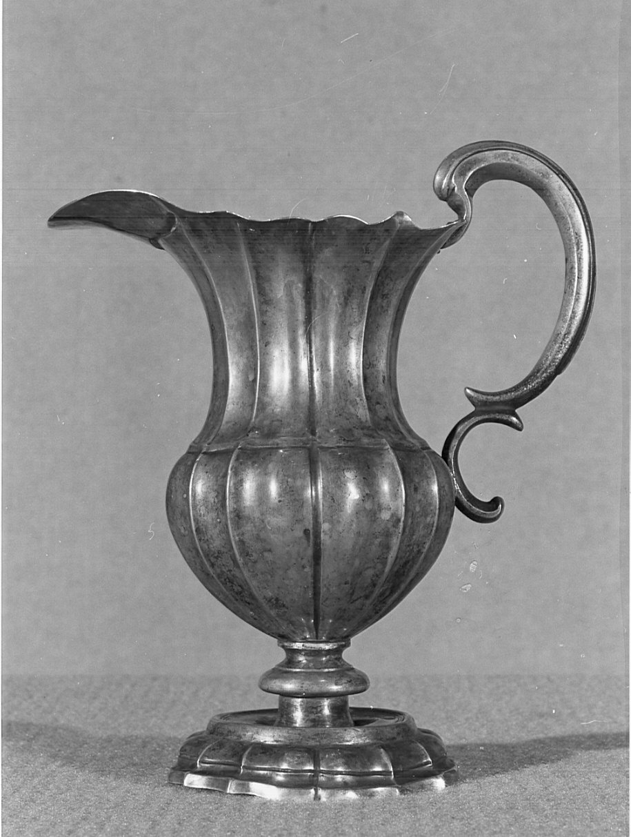 brocca, opera isolata - bottega Italia settentrionale (sec. XVIII)