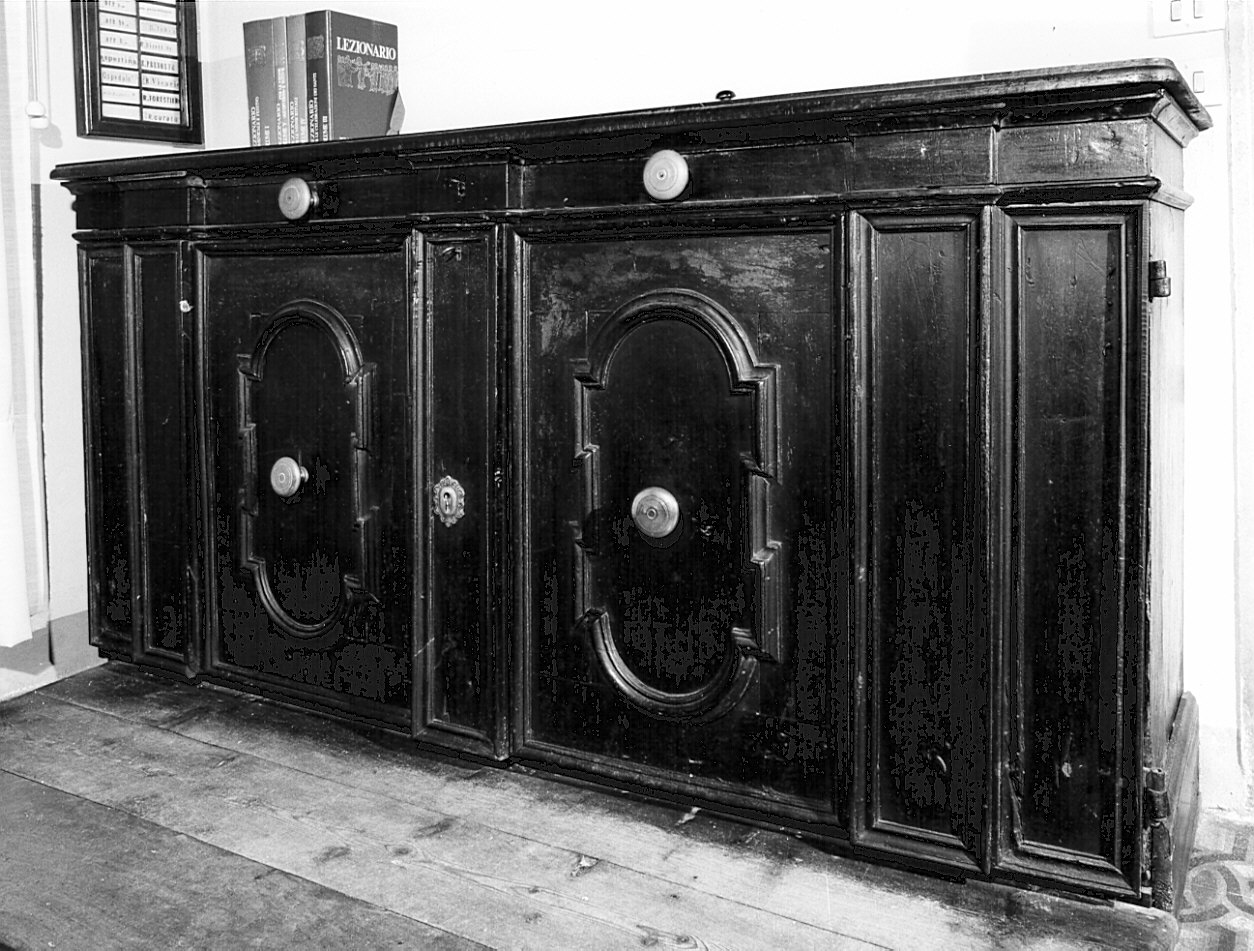 mobile da sacrestia, opera isolata - bottega bergamasca (metà sec. XVII)