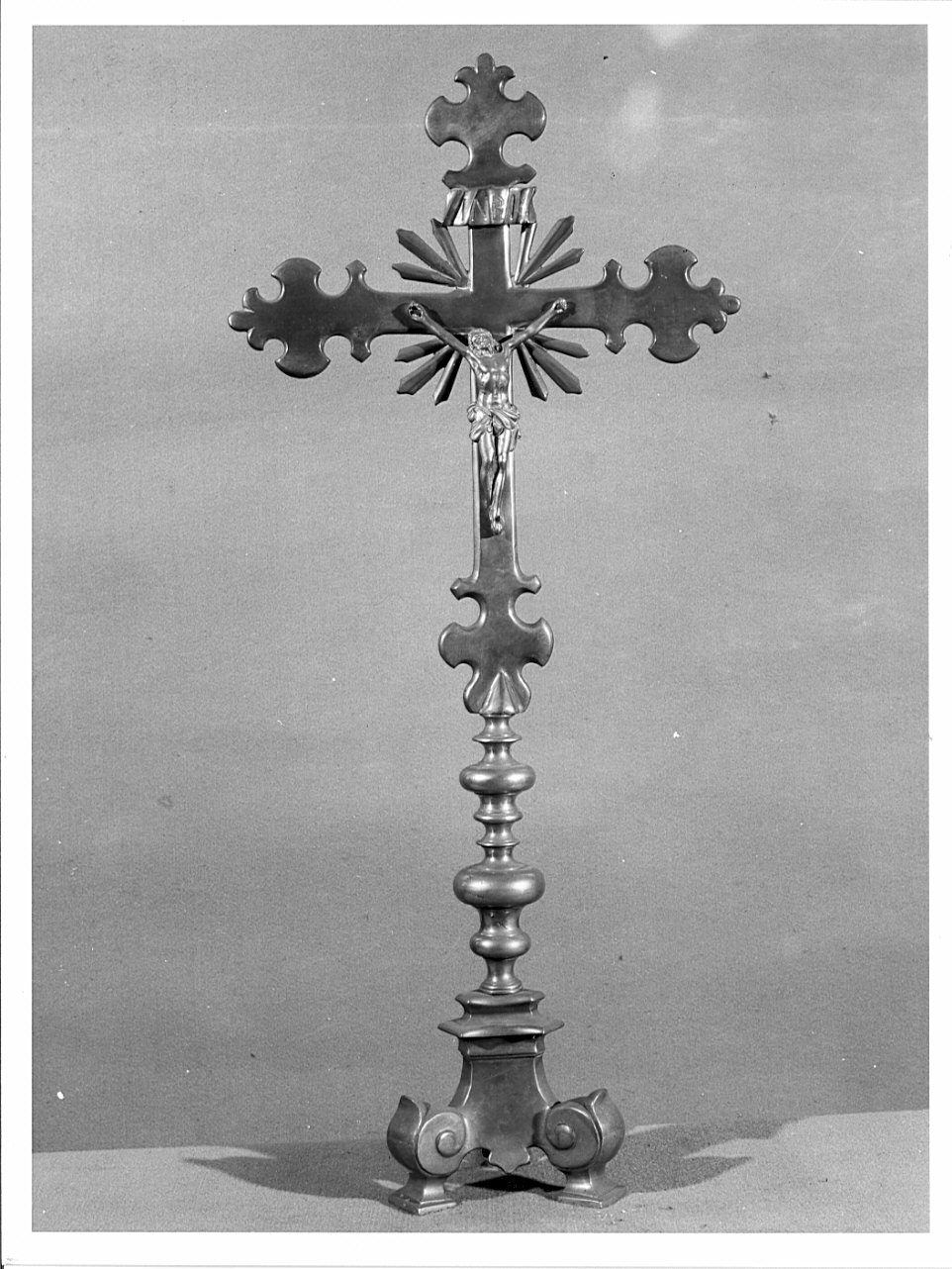 croce d'altare, opera isolata - bottega lombarda (sec. XVIII)