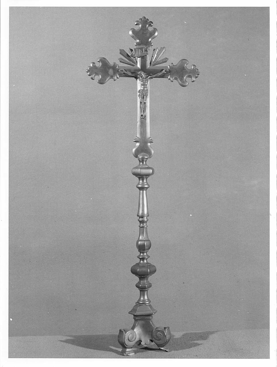 croce d'altare, opera isolata - bottega lombarda (sec. XVIII)