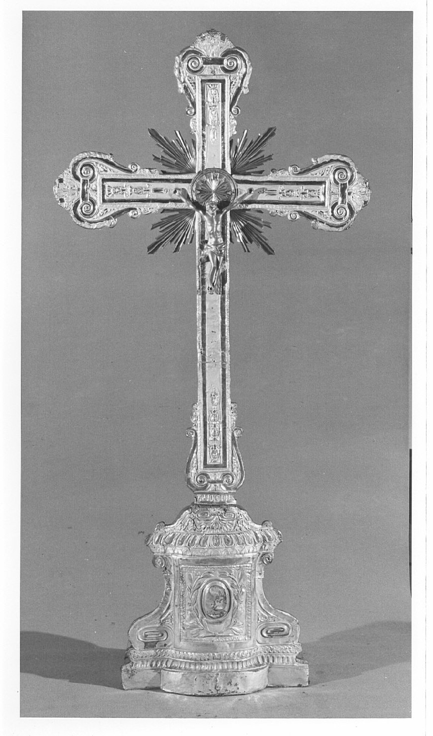 croce d'altare, opera isolata - bottega lombarda (?) (fine/inizio secc. XVIII/ XIX)