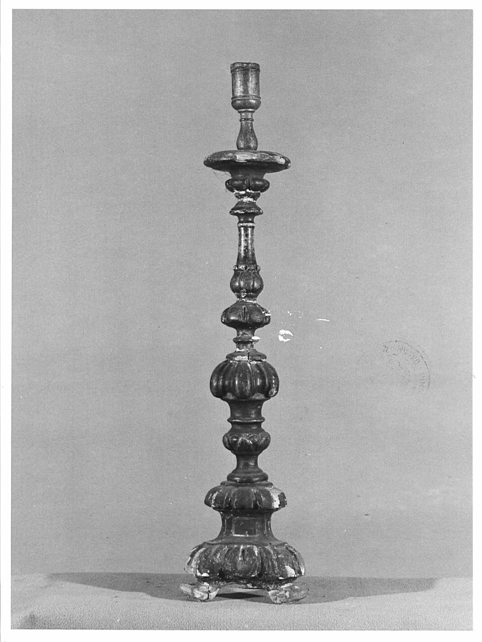 candeliere, opera isolata - bottega lombarda (?) (sec. XVII)