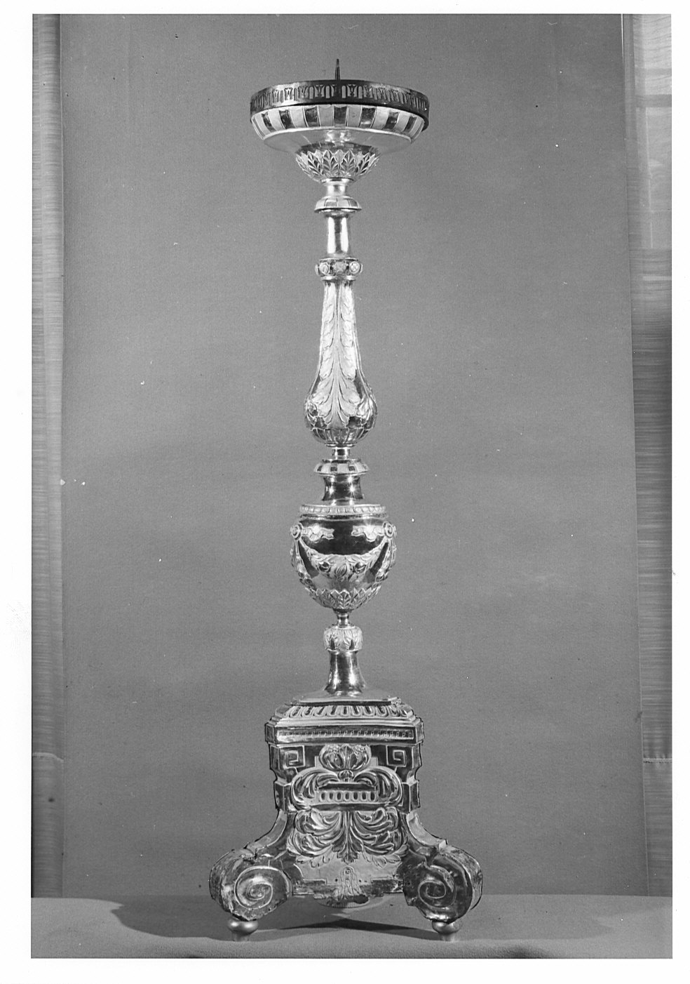 candeliere d'altare, serie - bottega lombarda (?) (secc. XVIII/ XIX)