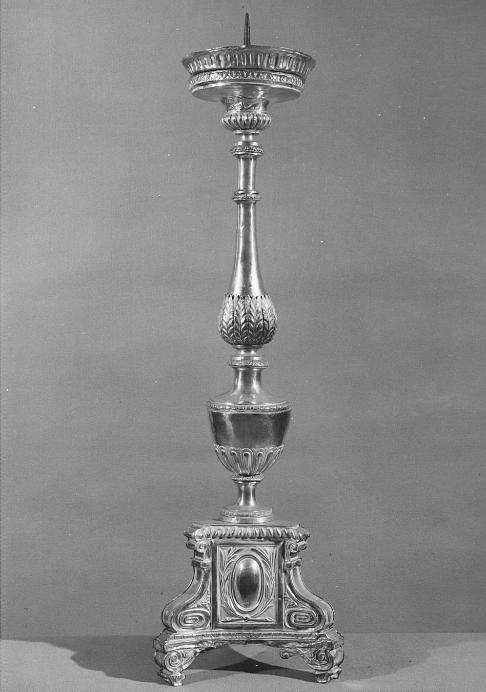 candeliere d'altare, serie - bottega lombarda (?) (secc. XVIII/ XIX)