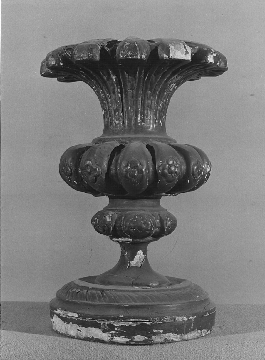 vaso d'altare con composizione floreale, serie - bottega lombarda (?) (inizio sec. XIX)