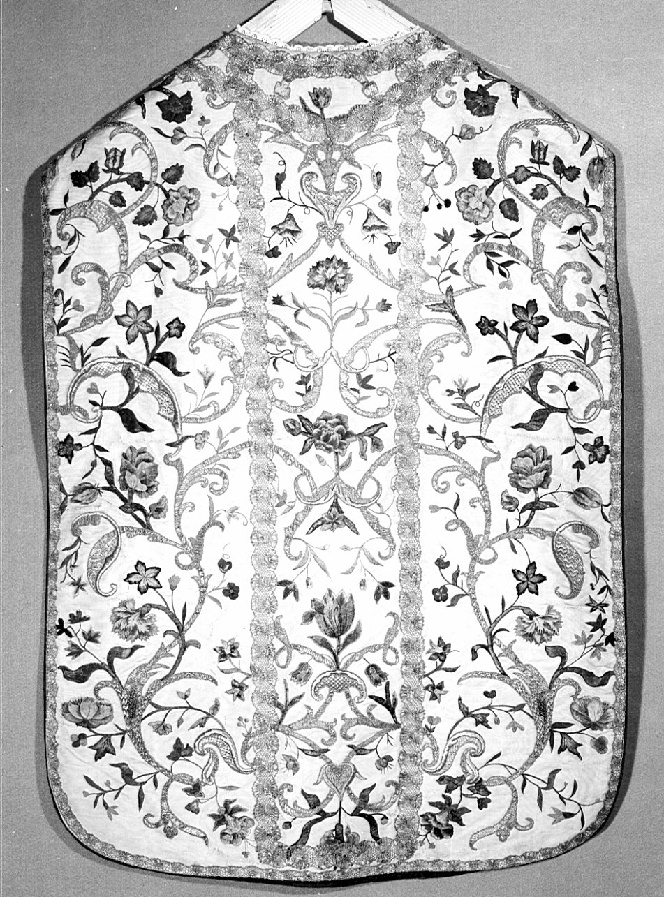 pianeta, opera isolata - manifattura bergamasca (?) (metà sec. XVIII)