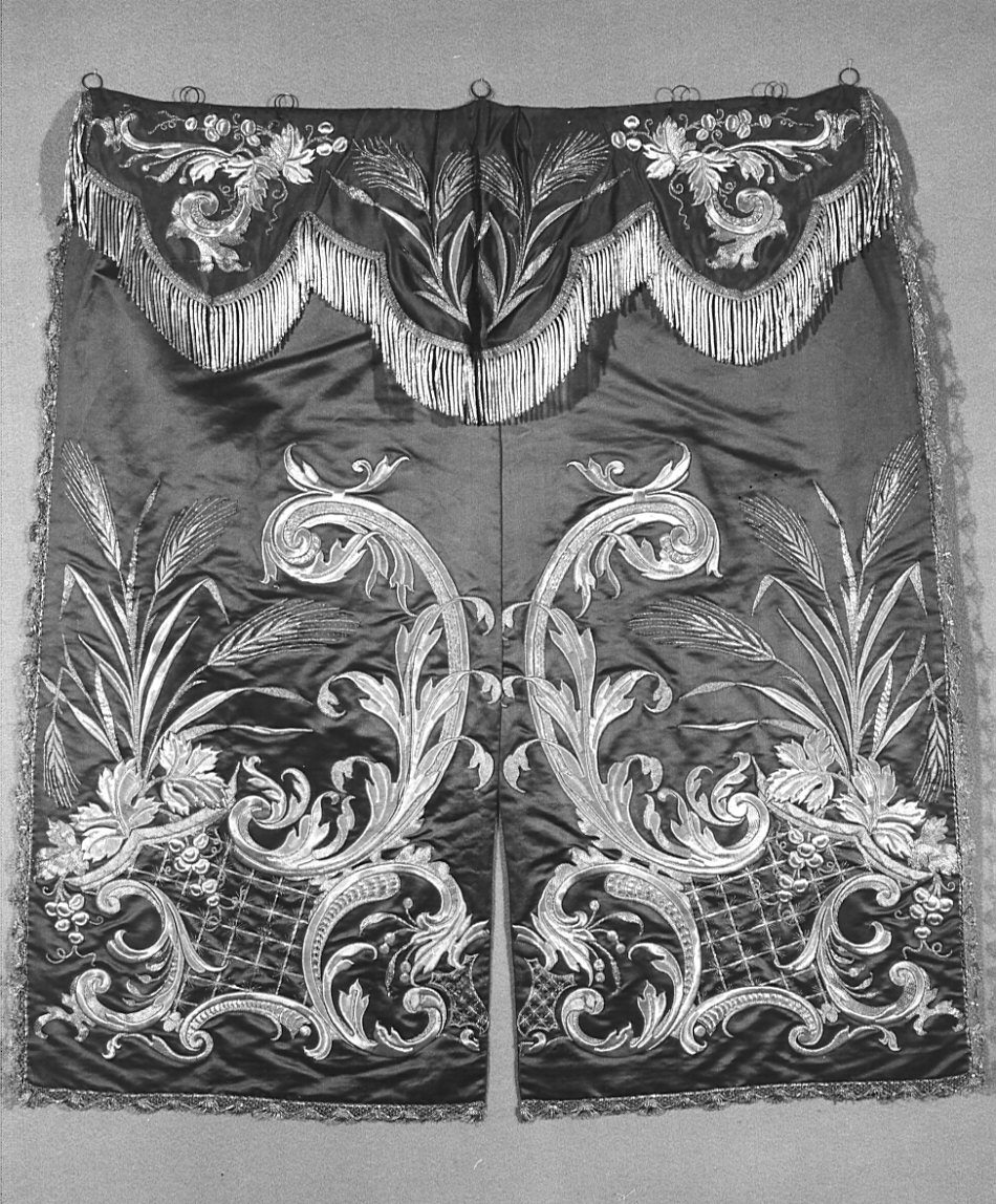 conopeo di tabernacolo, opera isolata - manifattura bergamasca (?) (sec. XIX)