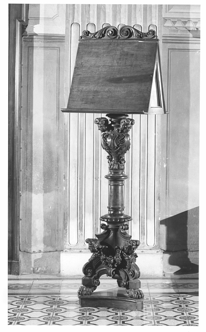 leggio a fusto, opera isolata - bottega italiana (fine/inizio secc. XIX/ XX)