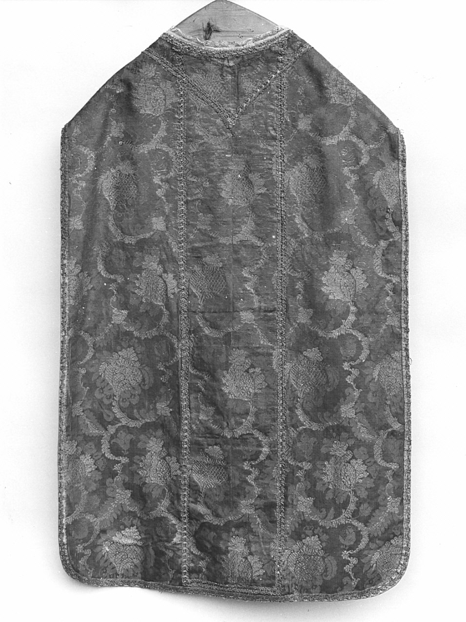 paramento liturgico, insieme - manifattura milanese (?) (sec. XVIII)