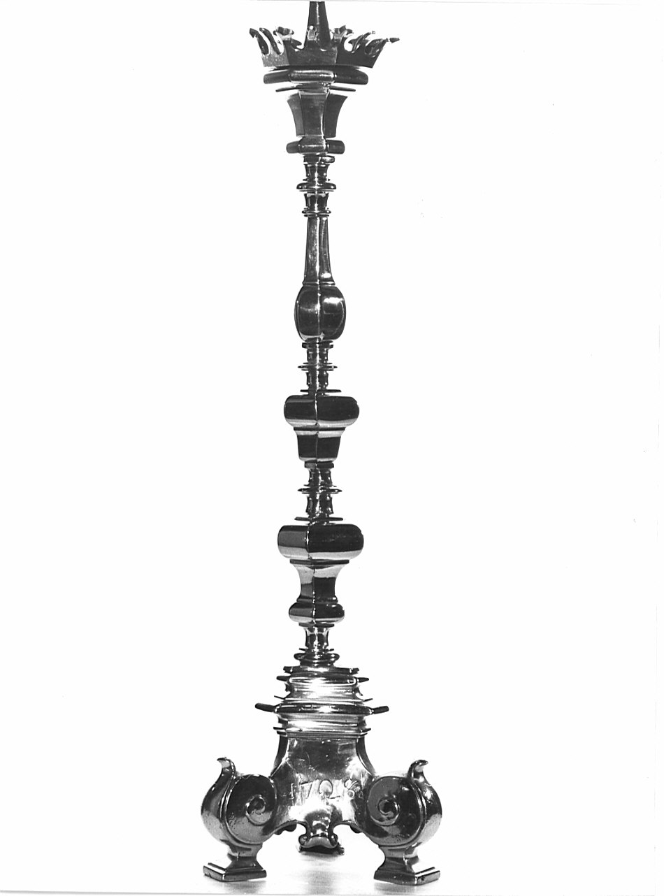 candeliere d'altare, serie - bottega bergamasca (sec. XVIII)