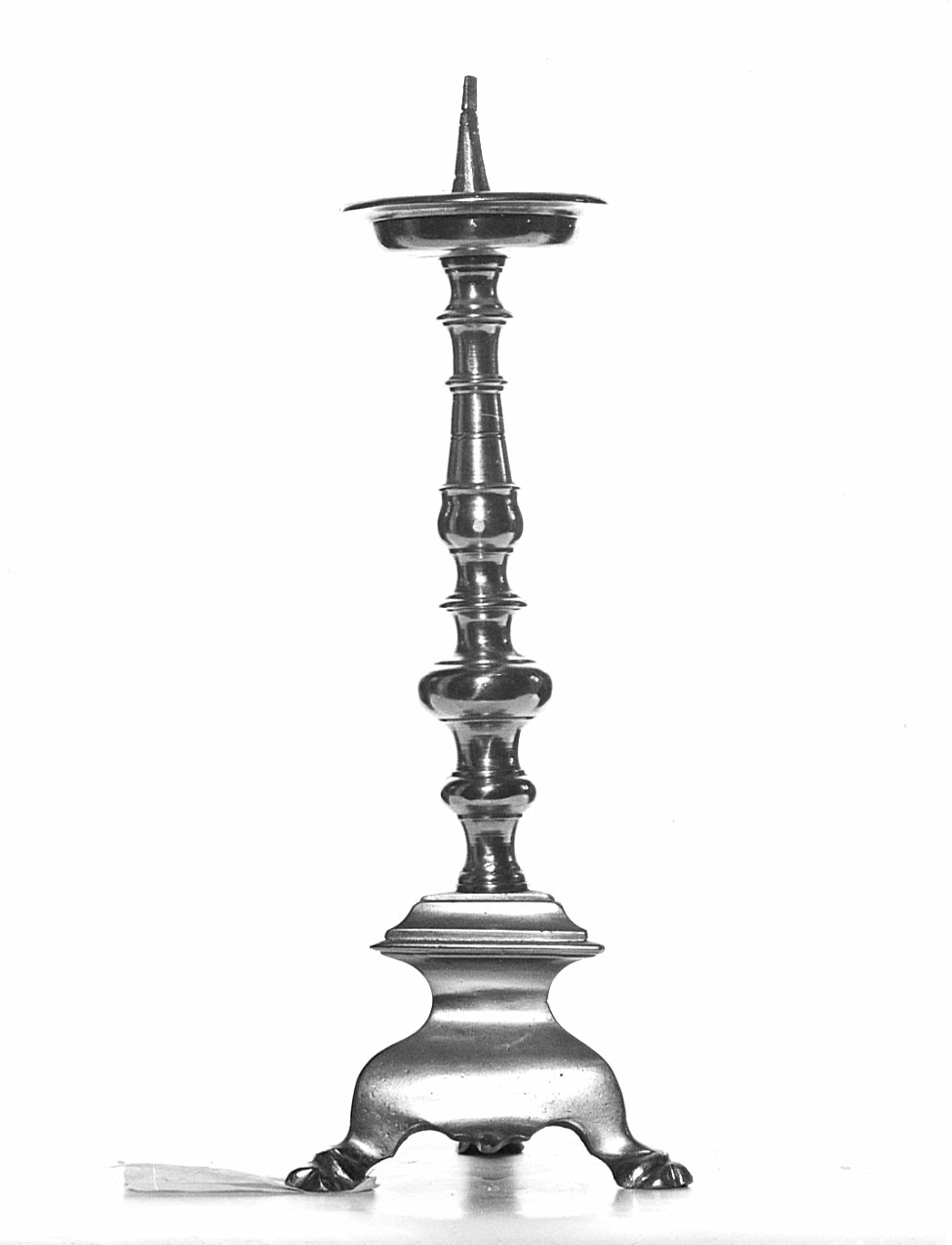 candeliere d'altare, serie - bottega bergamasca (inizio sec. XVIII)