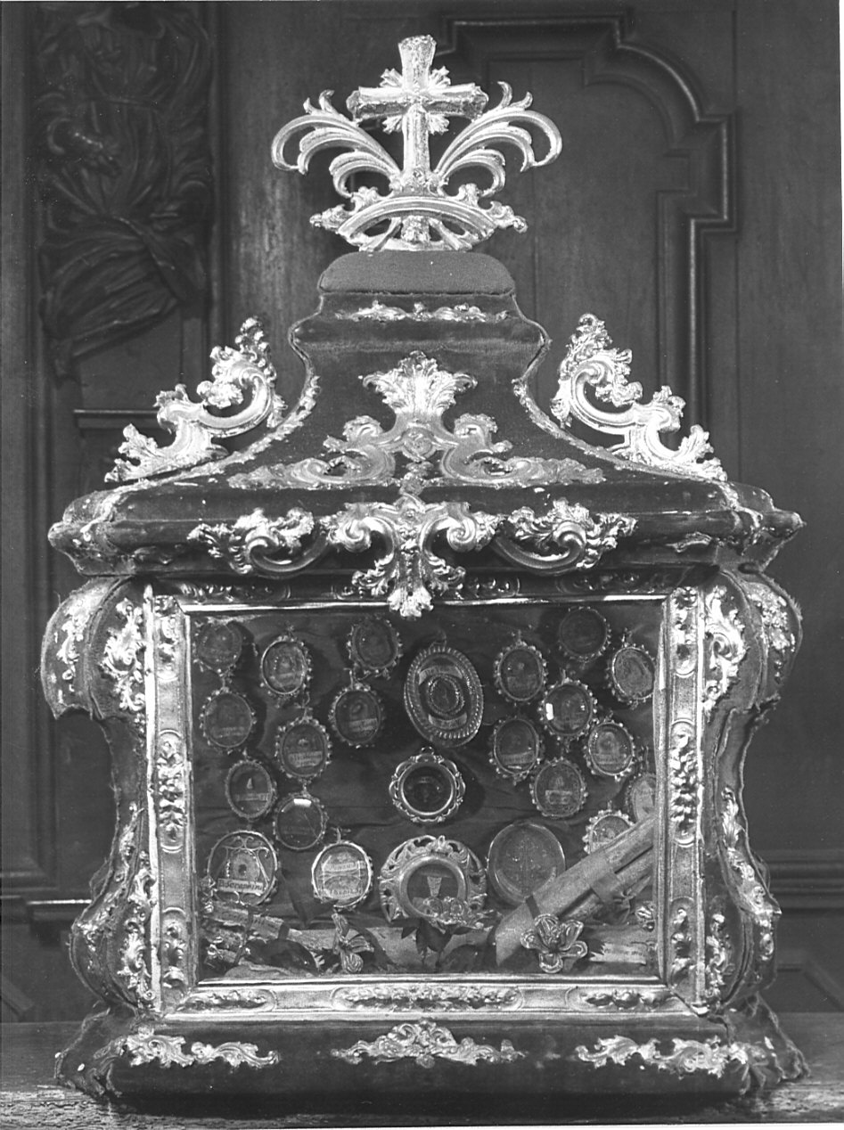 reliquiario a teca - a urna, opera isolata - bottega lombarda (secondo quarto sec. XVIII)