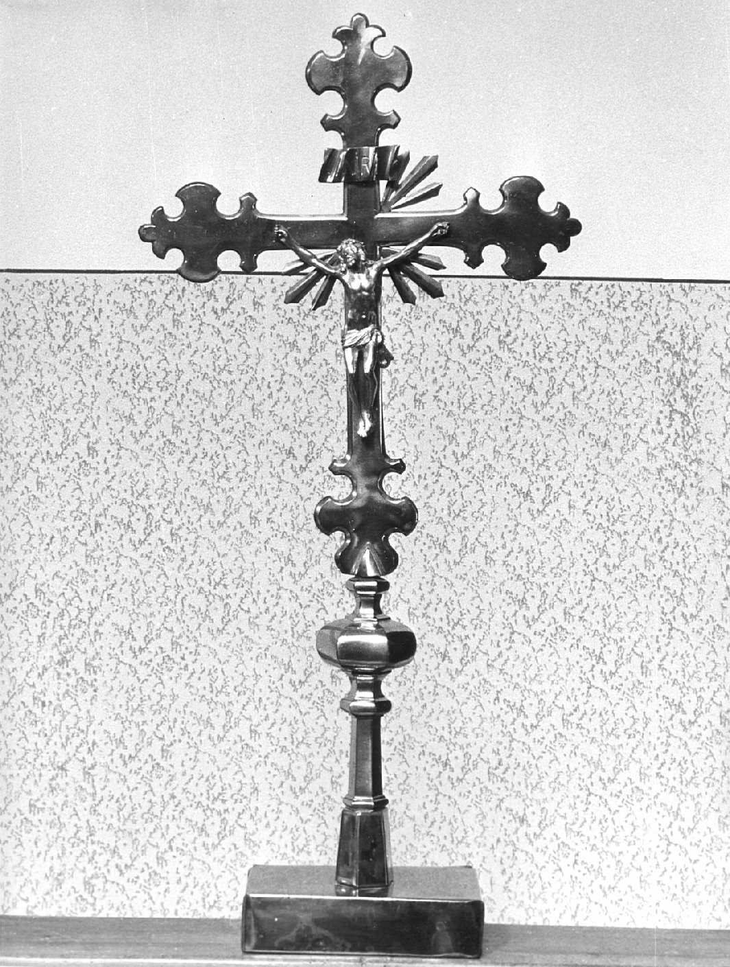 croce d'altare, opera isolata - bottega italiana (sec. XVII)