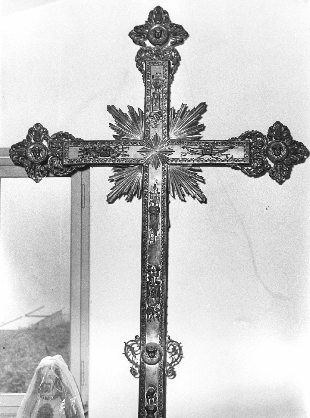 croce processionale, opera isolata - bottega italiana (metà sec. XIX)