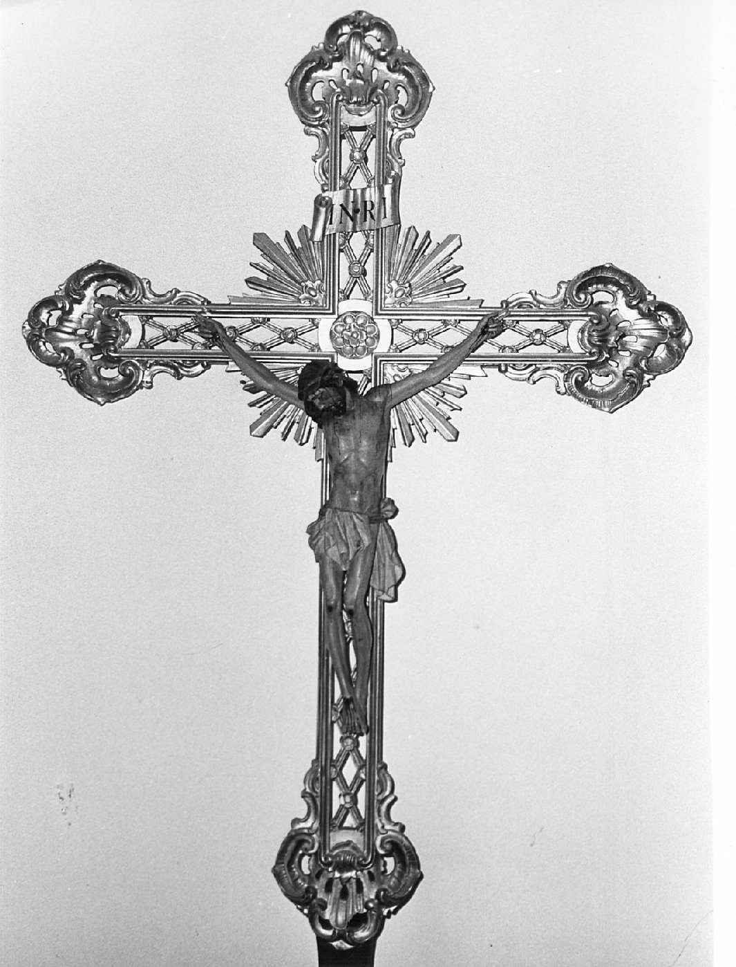 croce processionale, opera isolata - bottega italiana (fine/inizio secc. XVIII/ XIX)