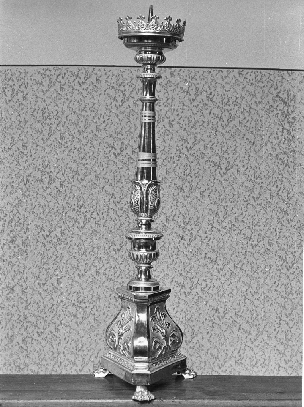 candeliere, serie - bottega italiana (sec. XIX)