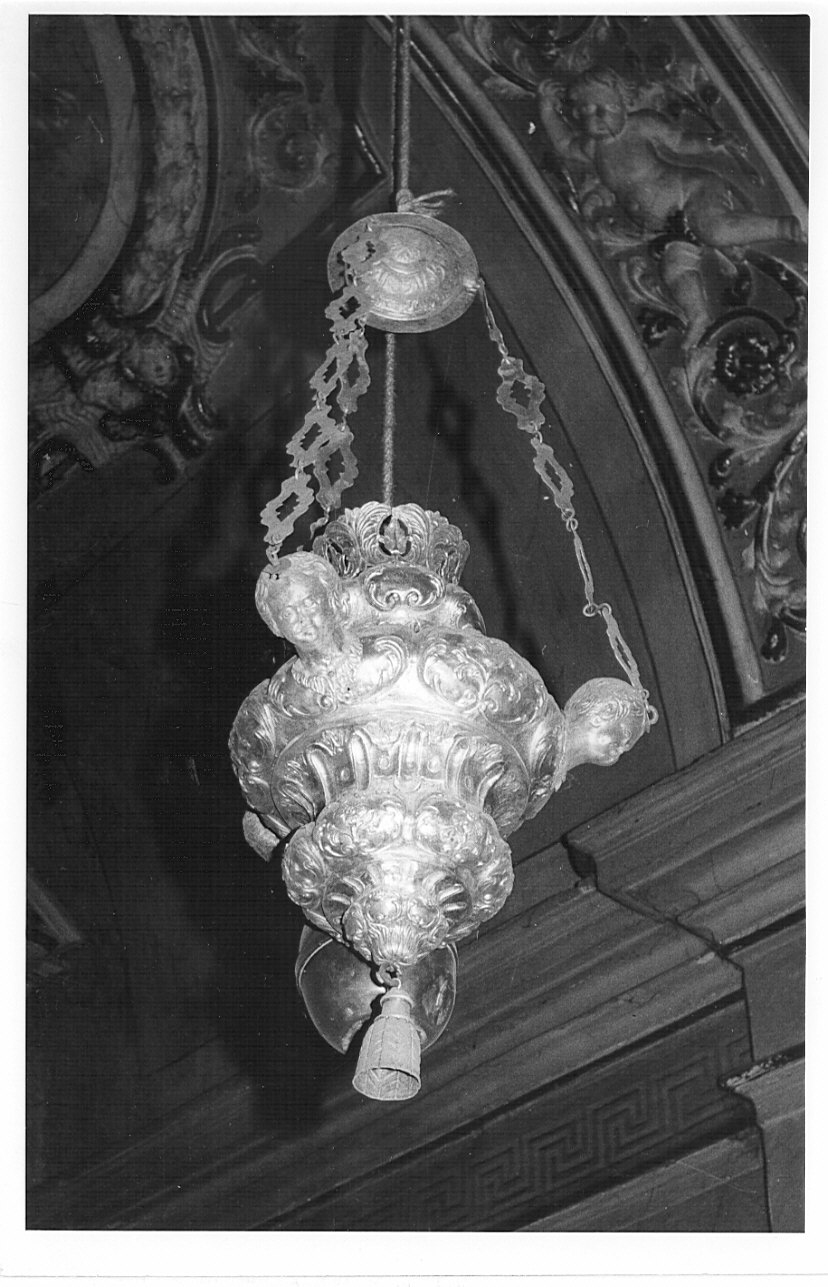 lampada pensile, coppia - bottega bergamasca (prima metà sec. XVIII)