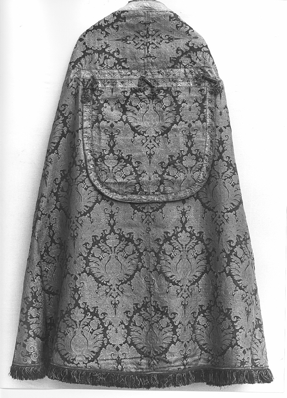 piviale, opera isolata - manifattura lombarda (secc. XVII/ XVIII)