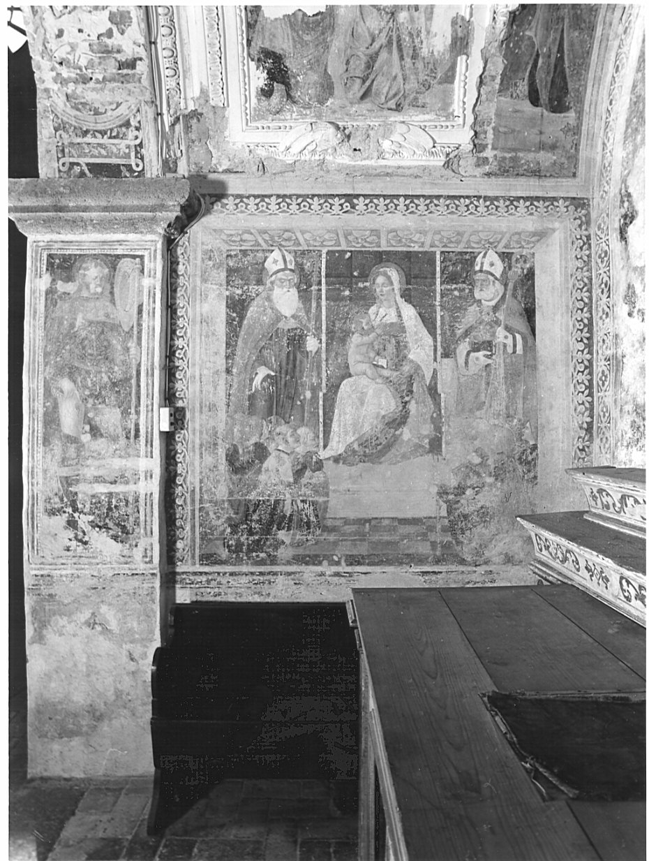 Madonna con Bambino in trono tra santi (dipinto, elemento d'insieme) di Boselli Antonio (sec. XVI)