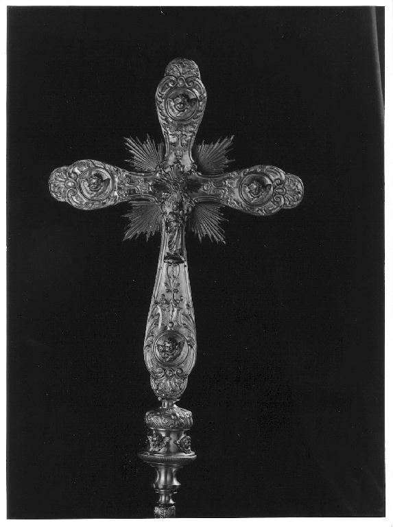 Cristo crocifisso/ Madonna con Bambino (croce processionale, opera isolata) - ambito lombardo (prima metà sec. XX)