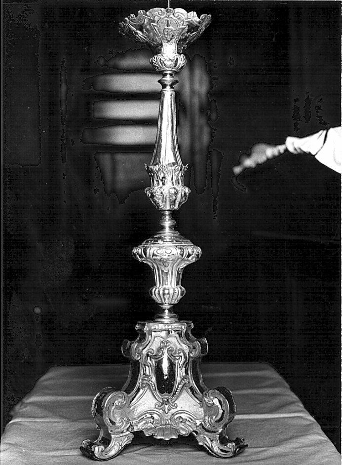 candeliere d'altare, serie - bottega lombarda (sec. XVIII)