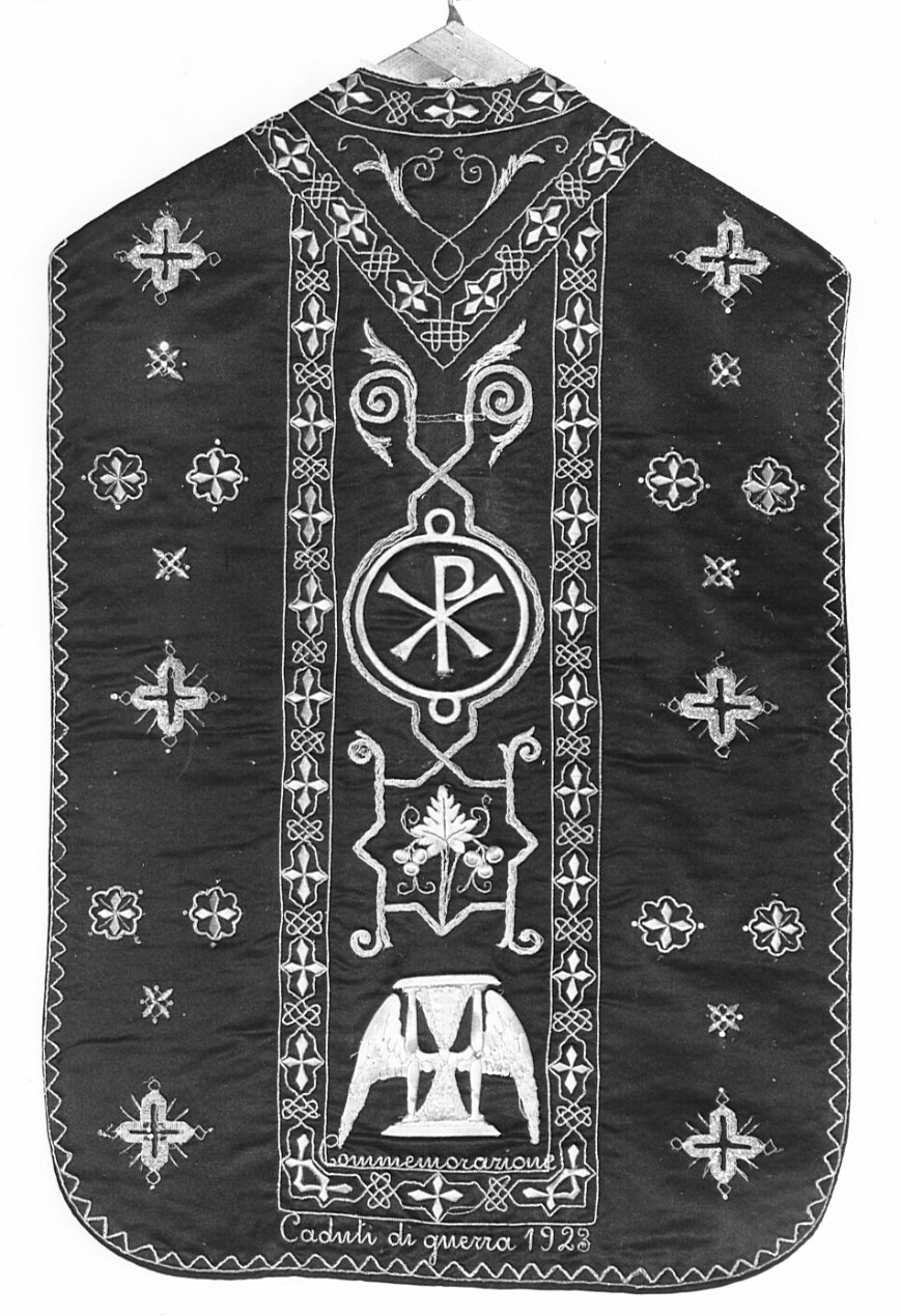 paramento liturgico, insieme - manifattura italiana (sec. XX)