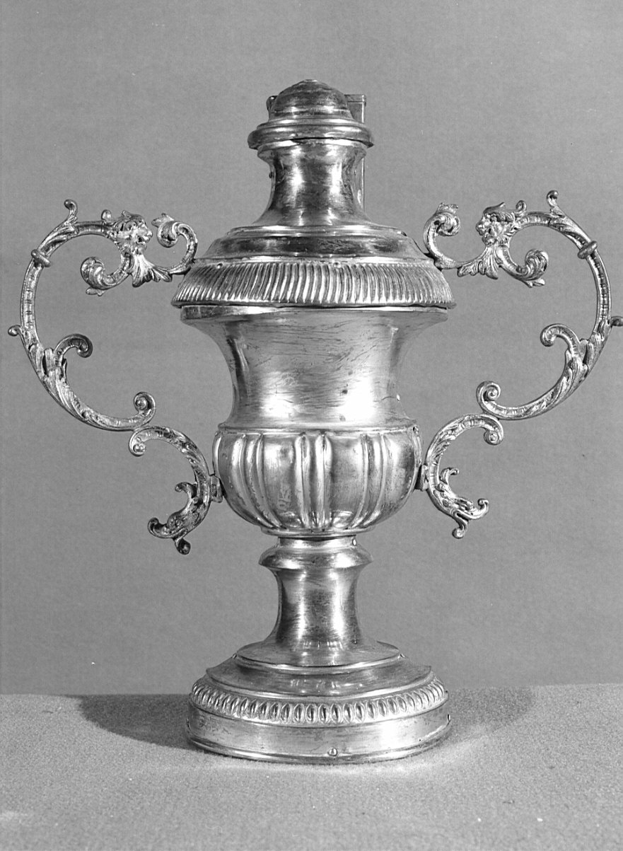 vaso d'altare con composizione floreale, coppia - bottega lombarda (sec. XIX)