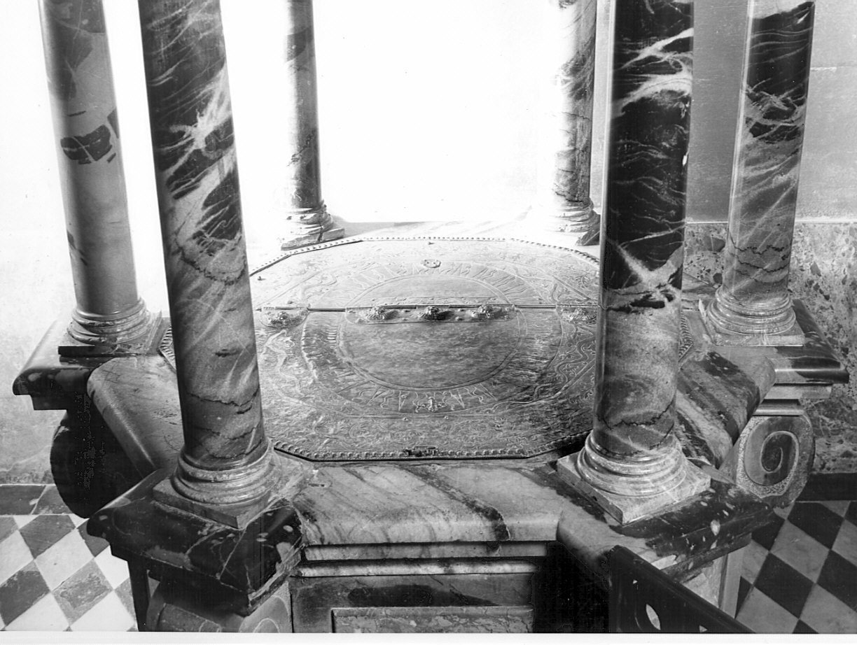 coperchio del fonte battesimale, elemento d'insieme - bottega lombarda (sec. XVII)