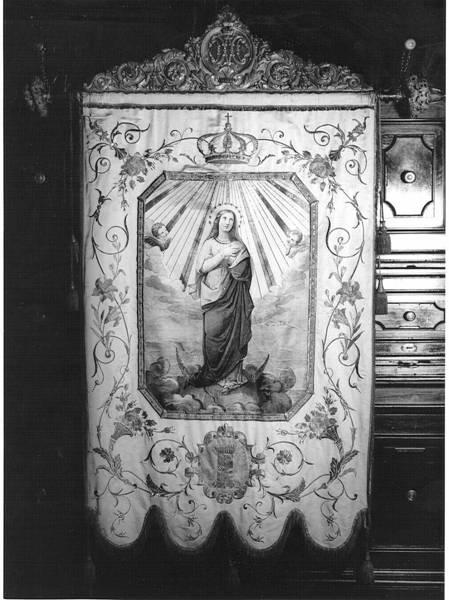 Madonna Immacolata/ San Giuseppe (?) con Bambino (stendardo processionale, insieme) - manifattura lombarda (seconda metà sec. XIX)