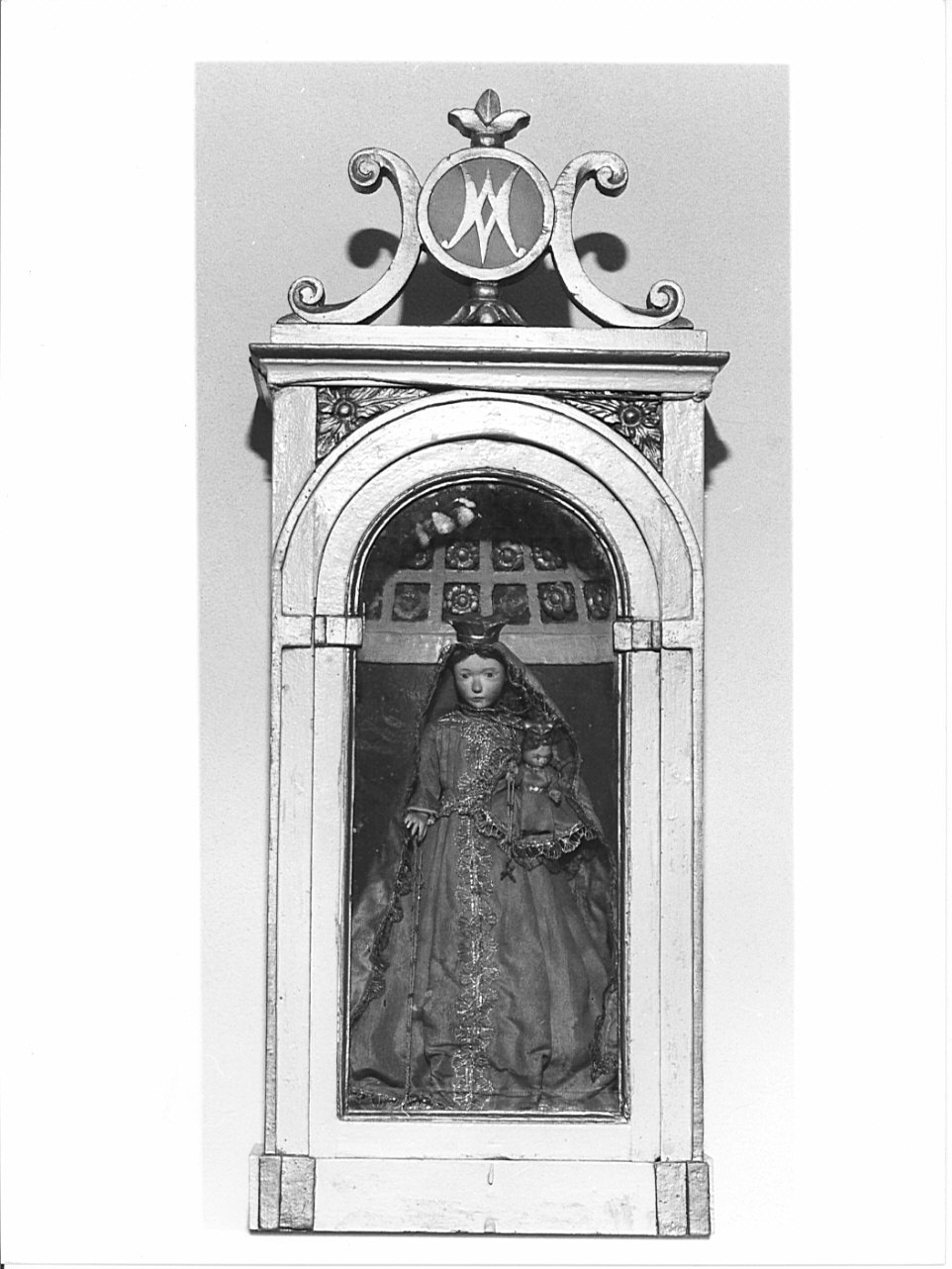 Madonna del Rosario (scultura, opera isolata) di Bettinelli (prima metà sec. XIX)