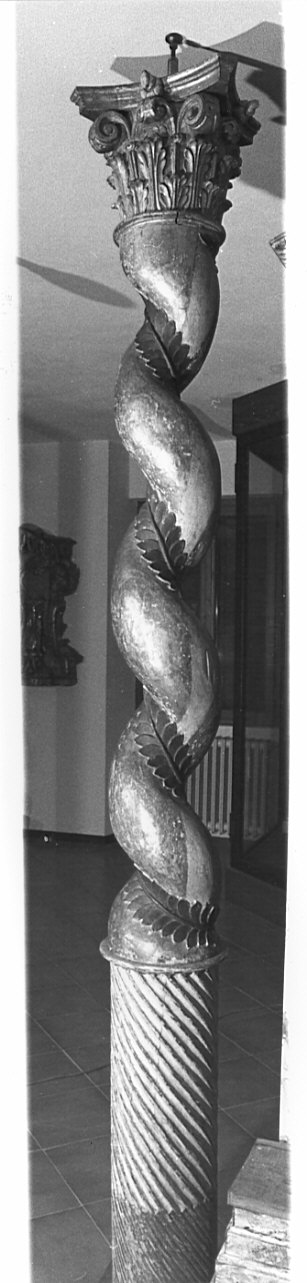 colonna tortile, coppia - bottega bergamasca (fine/inizio secc. XVI/ XVII)