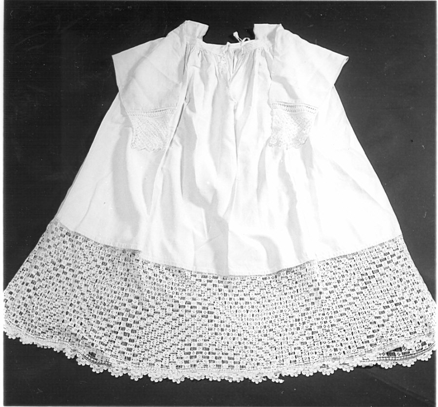 camice ecclesiastico, opera isolata - manifattura lombarda (sec. XX)