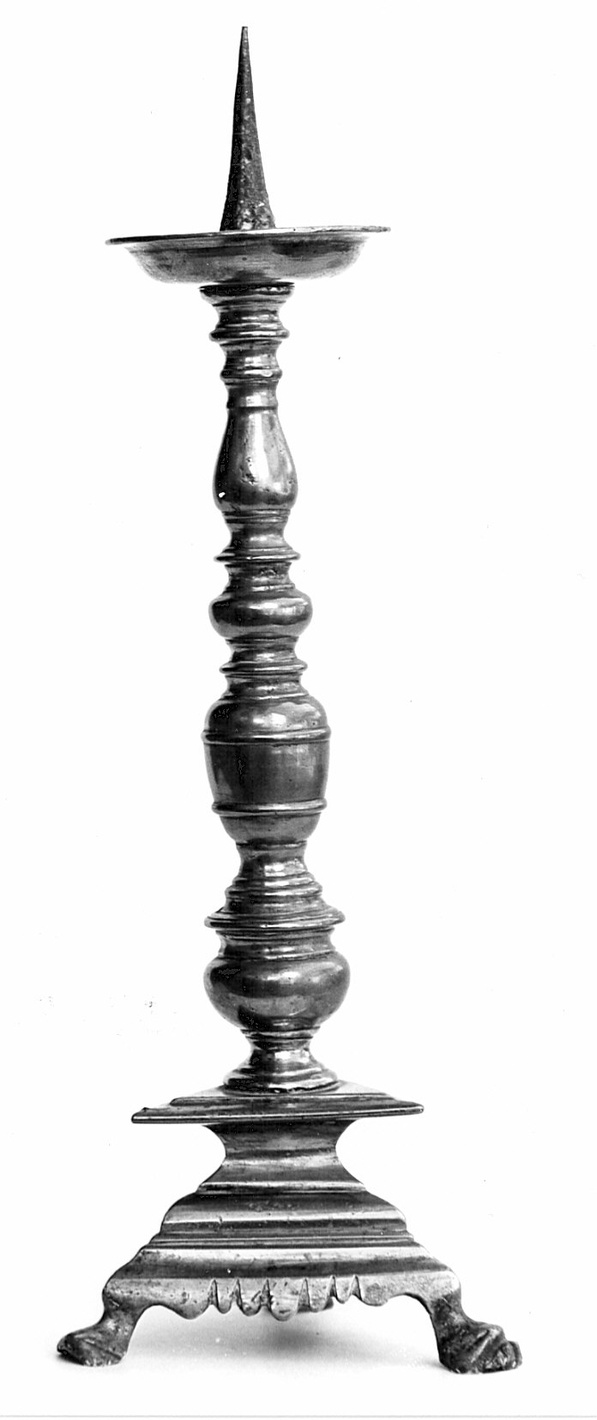 candeliere d'altare, serie - bottega bergamasca (sec. XVIII)