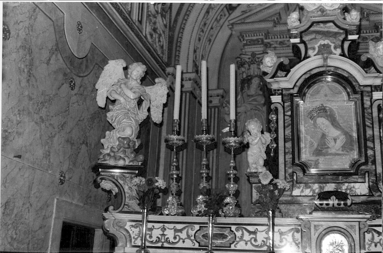 Madonna (dipinto, elemento d'insieme) - ambito bergamasco (seconda metà sec. XVI)