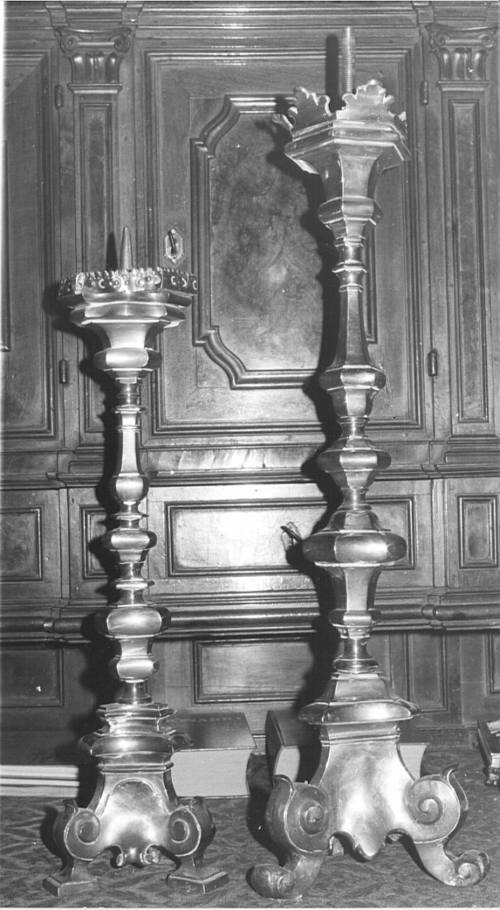 candeliere d'altare, serie - bottega bergamasca (prima metà sec. XVIII)