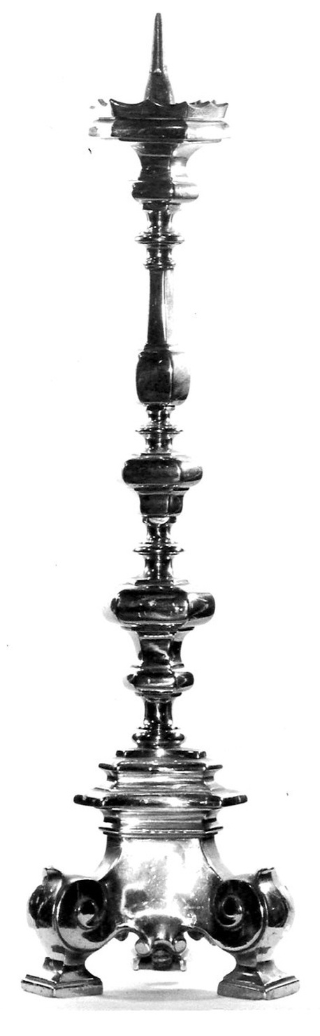 candeliere d'altare, serie - bottega lombarda (sec. XVIII)