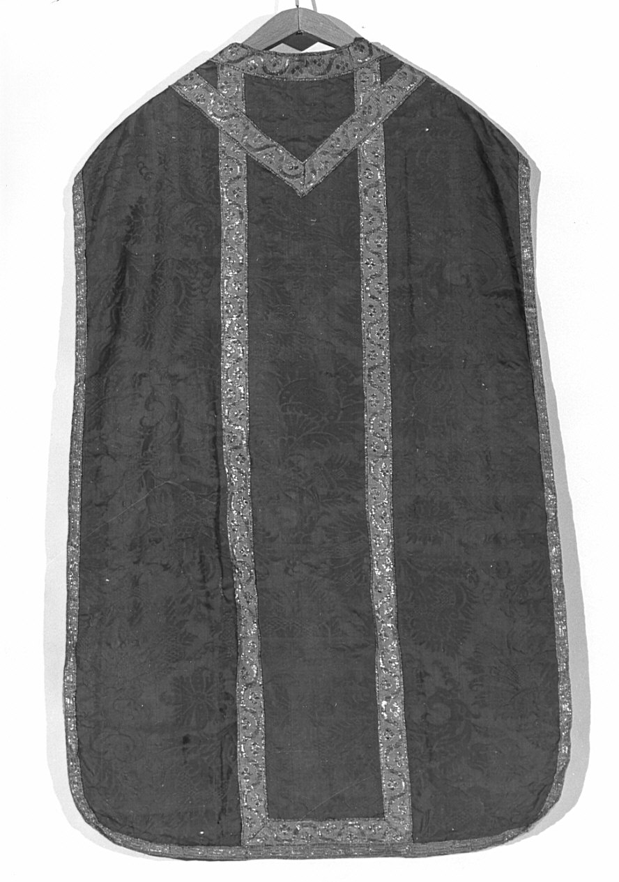 paramento liturgico, insieme - manifattura italiana (prima metà sec. XVII)