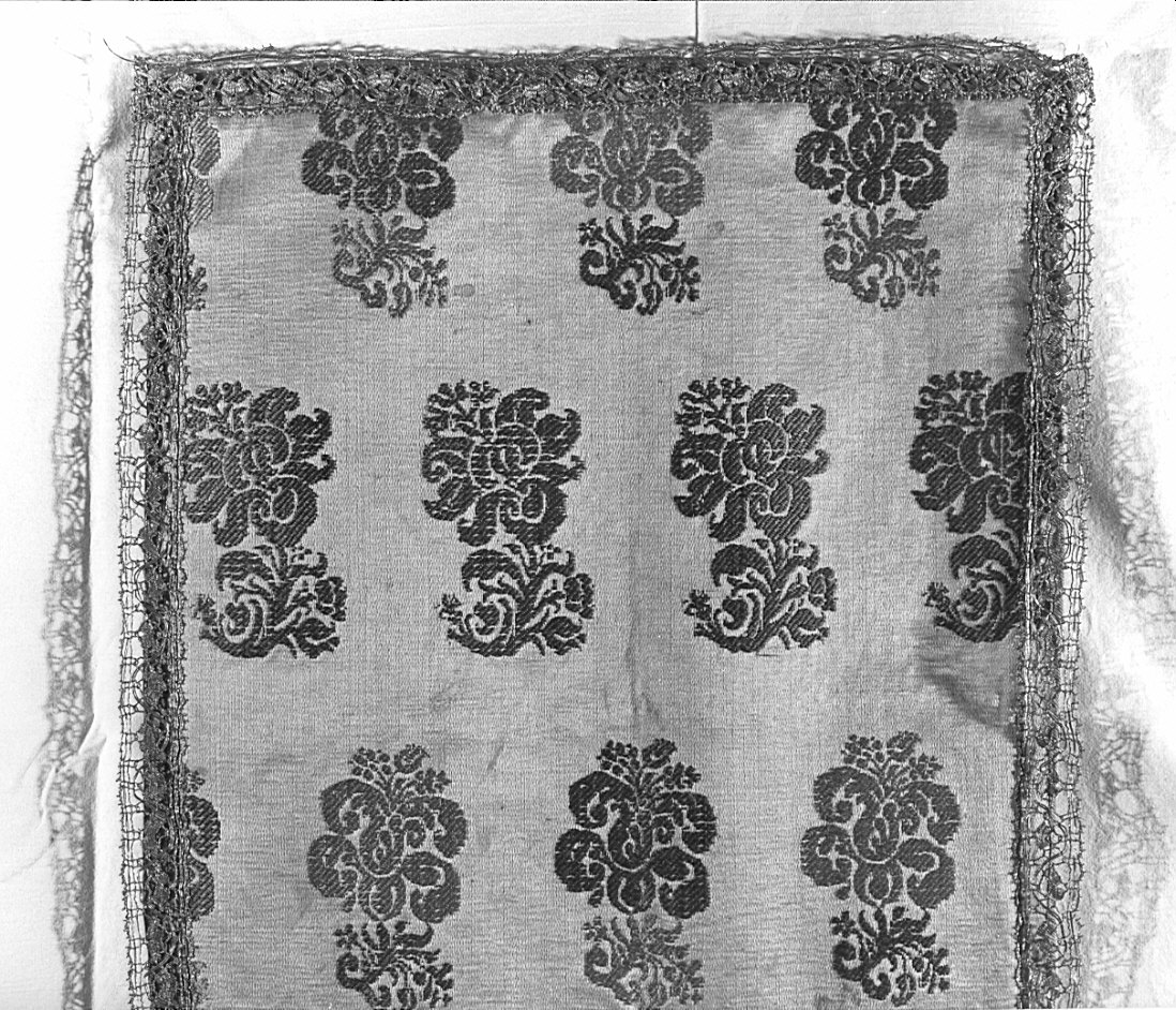 velo omerale, opera isolata - manifattura italiana (ultimo quarto sec. XVII)