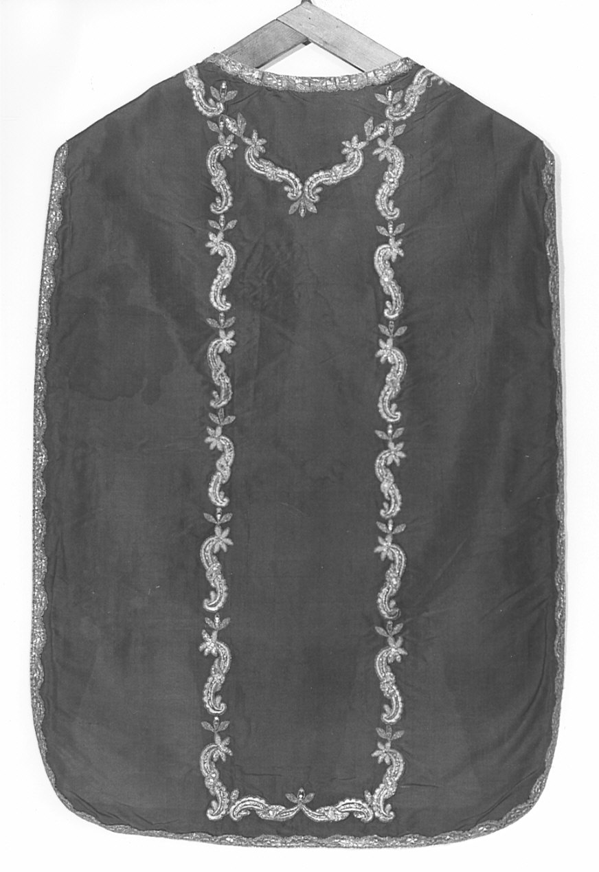 paramento liturgico, insieme - manifattura italiana (seconda metà, fine/inizio sec. XVIII, secc. XIX/ XX)