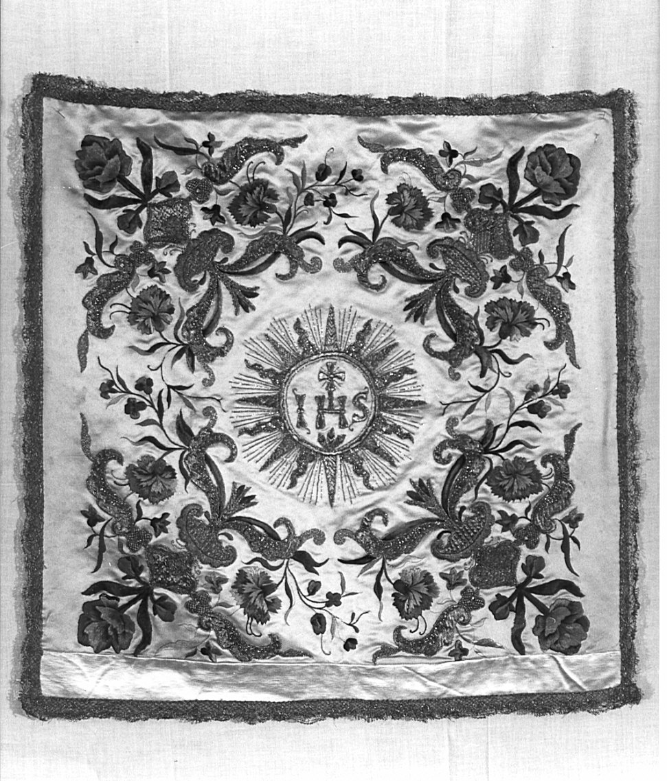 velo di calice, opera isolata - manifattura italiana (fine/inizio sec. XVIII, secc. XIX/ XX)