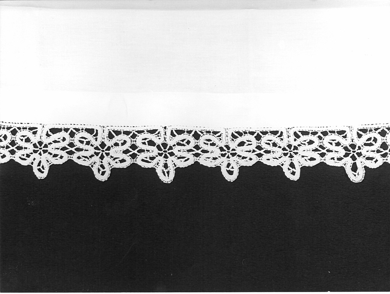 merletto, opera isolata - manifattura lombarda (fine/inizio secc. XIX/ XX)