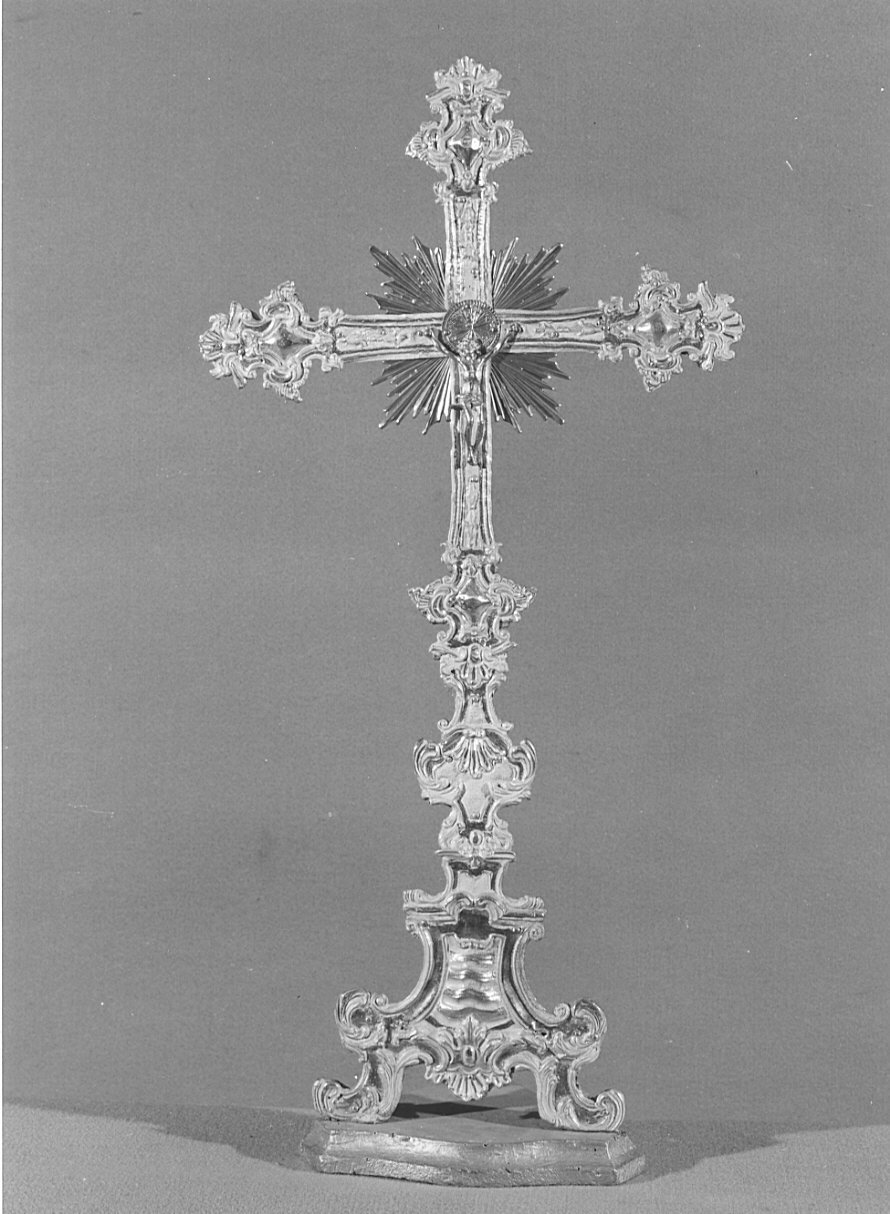 Cristo crocifisso (croce d'altare, opera isolata) - bottega bergamasca (sec. XVIII, sec. XIX)
